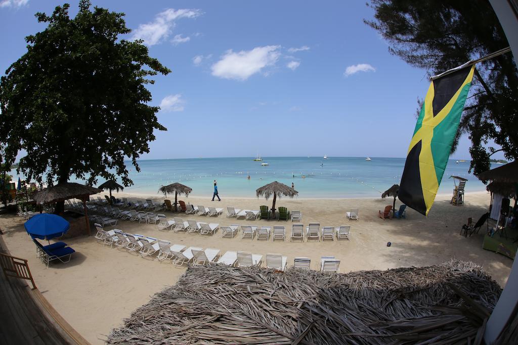 The Boardwalk Village Negril Esterno foto